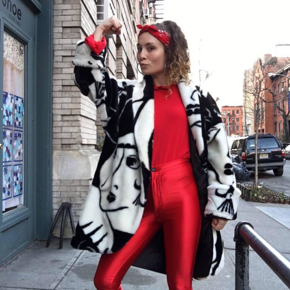 Meet your Posher, Zooey